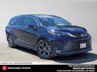 2025 Toyota Sienna Platinum