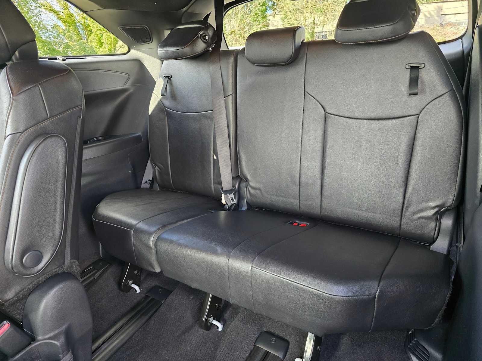 2025 Toyota Sienna Platinum