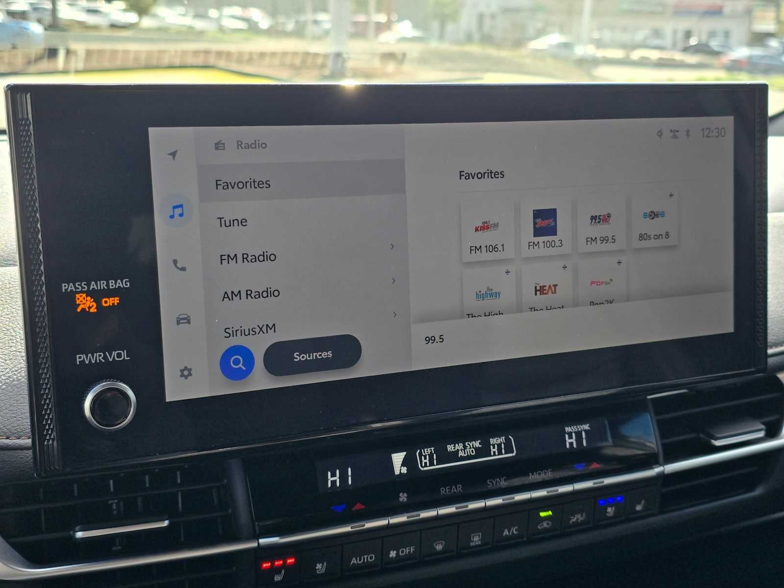 2025 Toyota Sienna Platinum