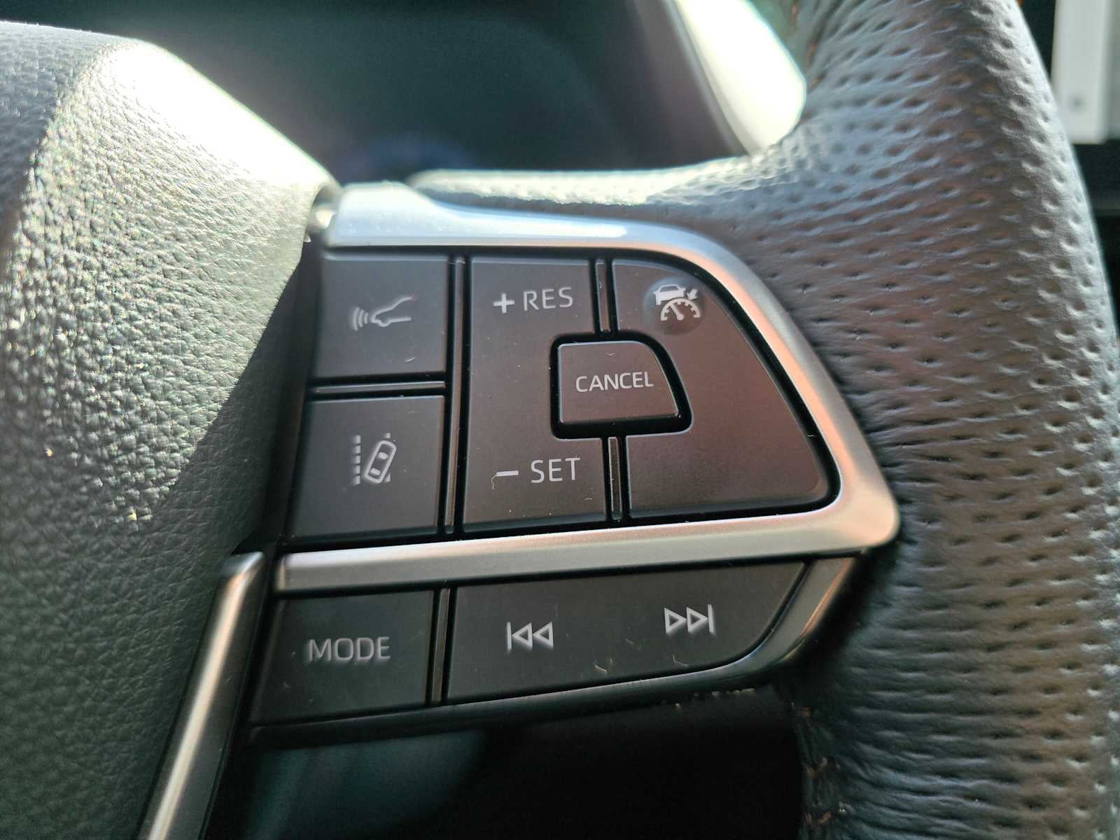 2025 Toyota Sienna Platinum