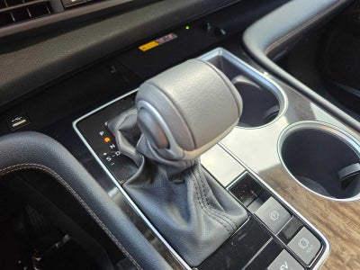 2025 Toyota Sienna Platinum