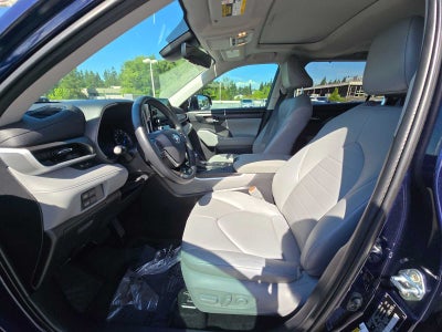 2021 Toyota Highlander Hybrid XLE