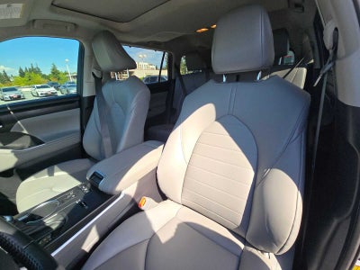2021 Toyota Highlander Hybrid XLE