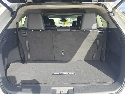 2026 Toyota Highlander Hybrid XLE