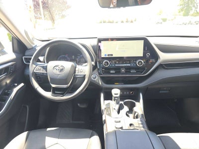 2026 Toyota Highlander Limited