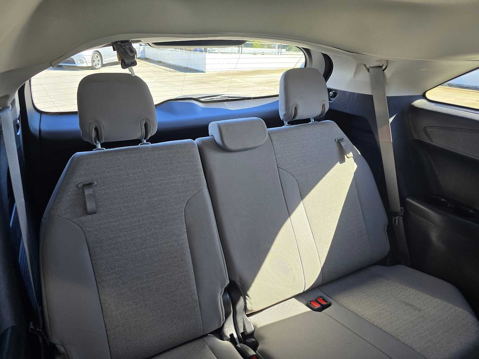 2025 Toyota Sienna LE