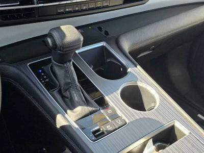 2025 Toyota Sienna LE