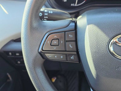 2025 Toyota Sienna LE