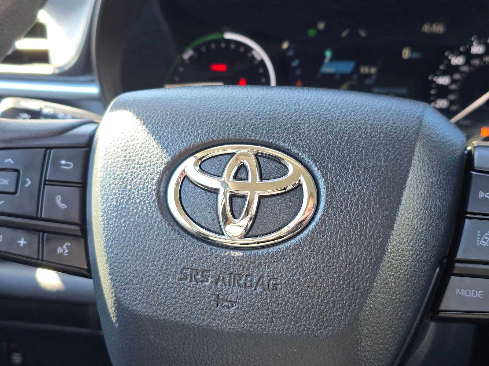 2025 Toyota Sienna LE