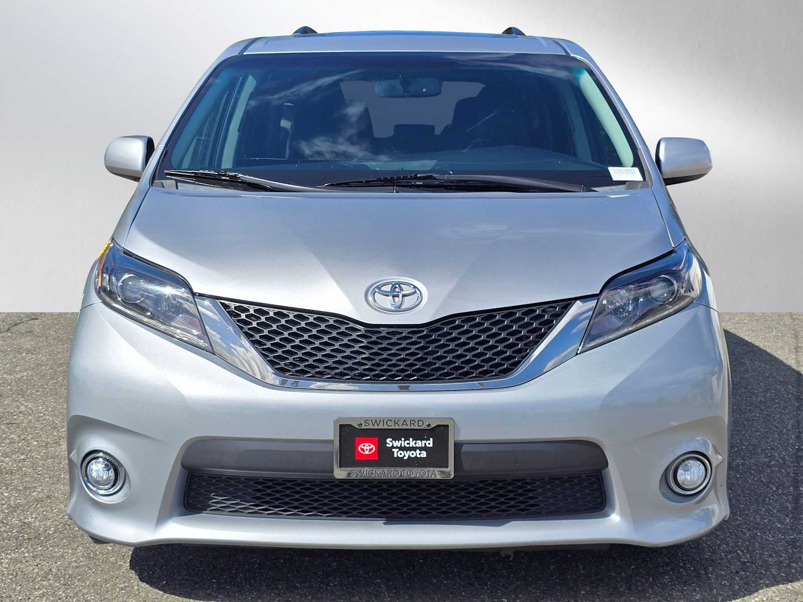 2016 Toyota Sienna SE
