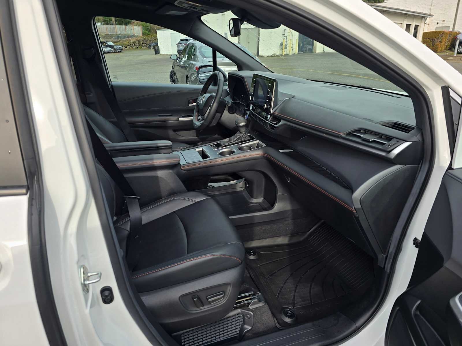 2024 Toyota Sienna XSE