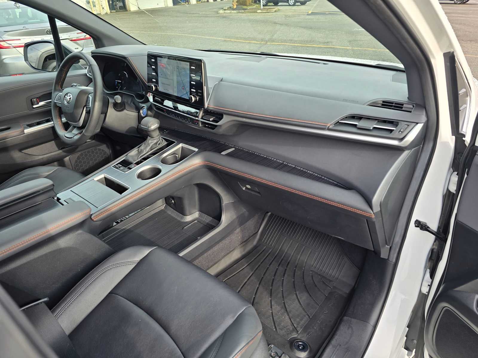 2024 Toyota Sienna XSE