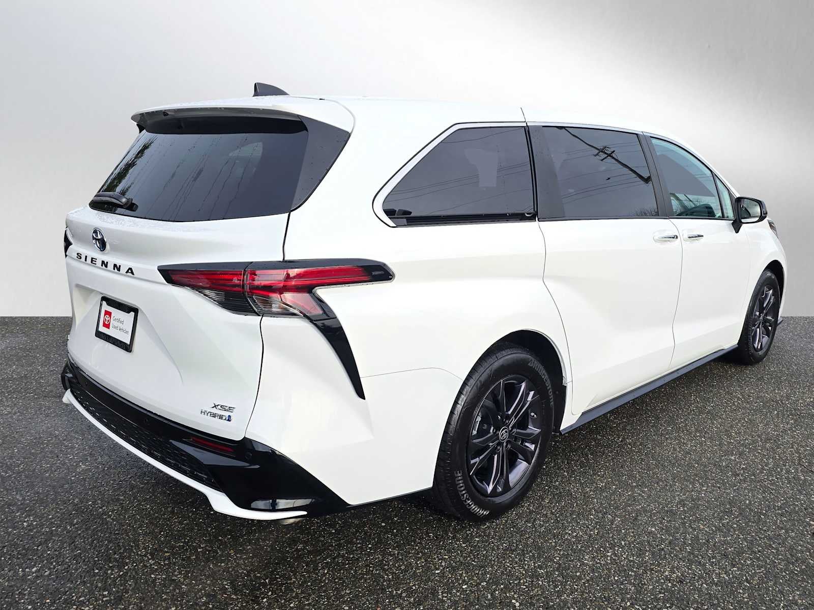 2024 Toyota Sienna XSE