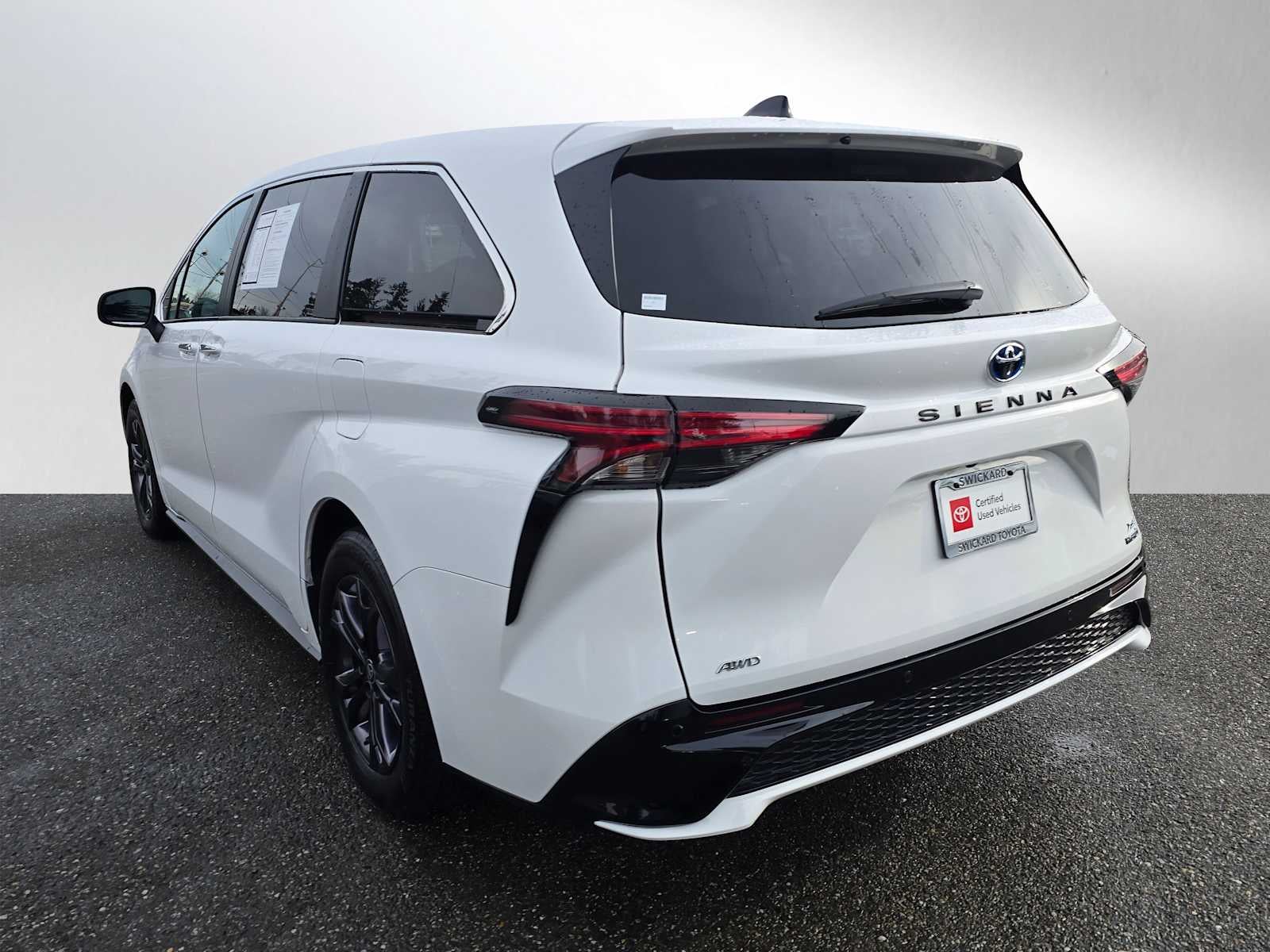 2024 Toyota Sienna XSE