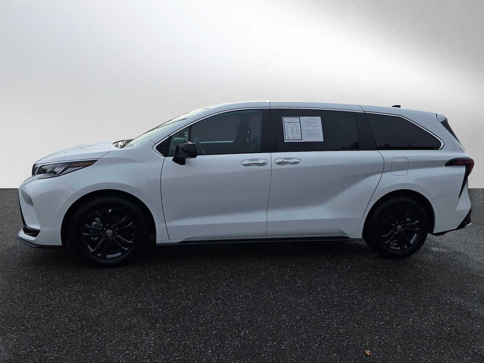 2024 Toyota Sienna XSE