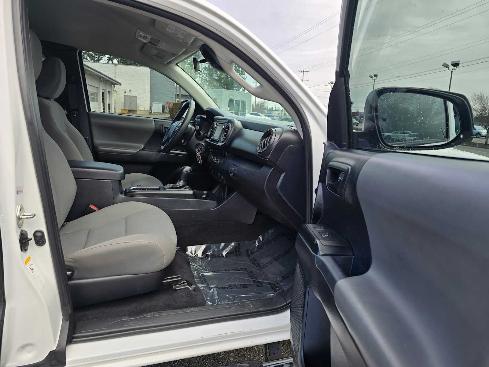 2018 Toyota Tacoma SR