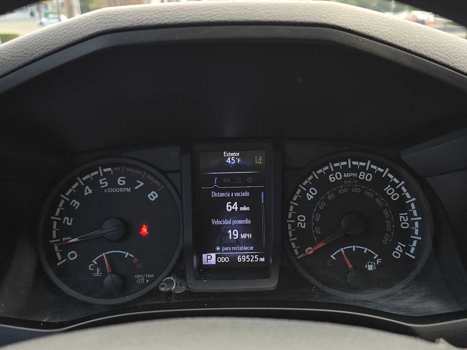 2018 Toyota Tacoma SR