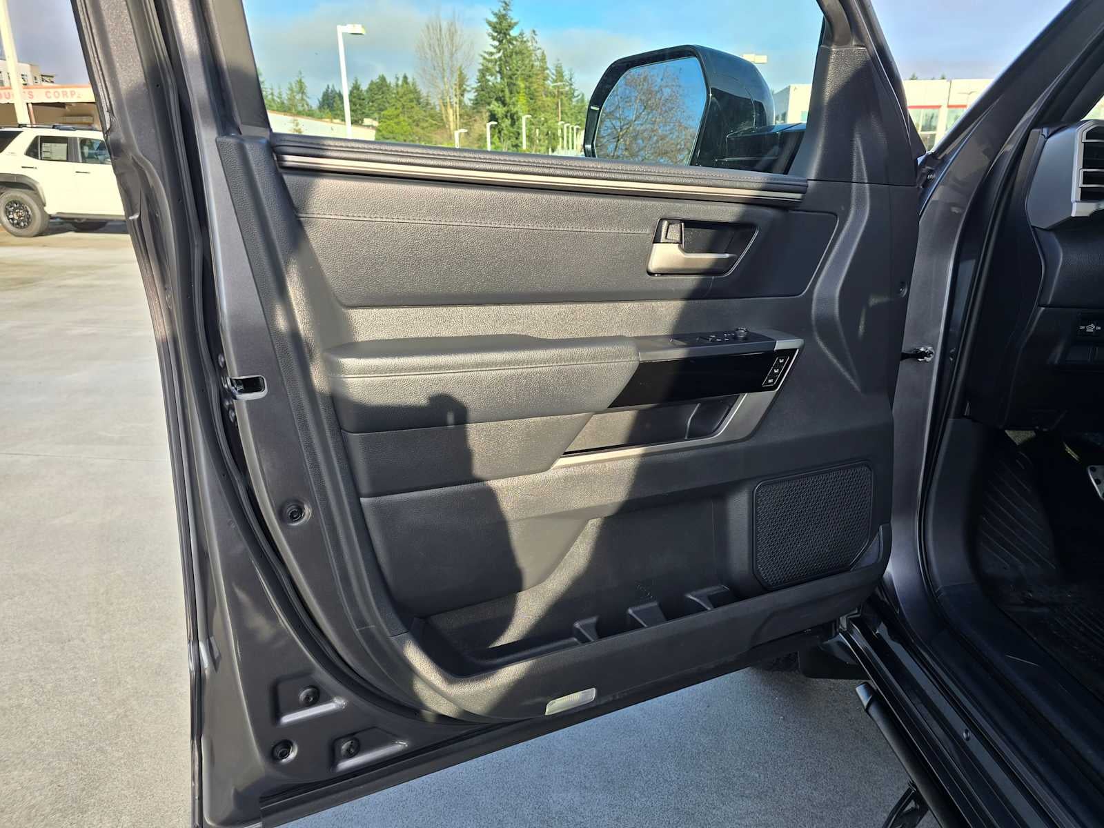 2025 Toyota Tundra Limited Hybrid