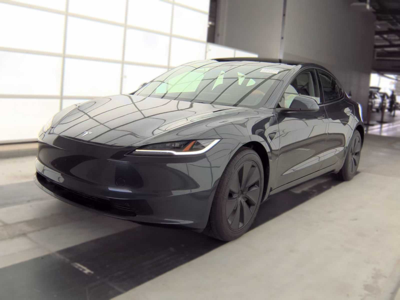 2025 Tesla Model 3 Long Range