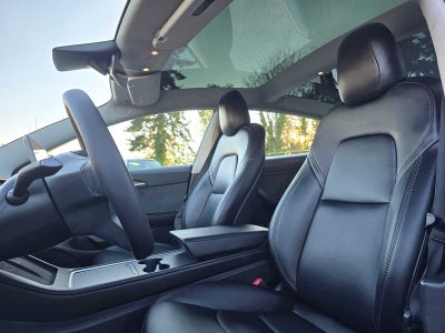 2023 Tesla Model 3 Base