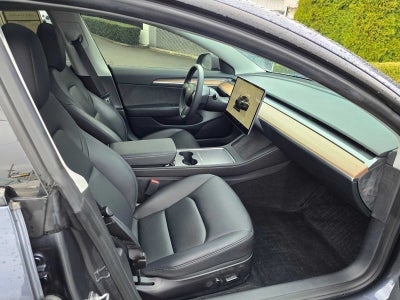 2023 Tesla Model 3 Base