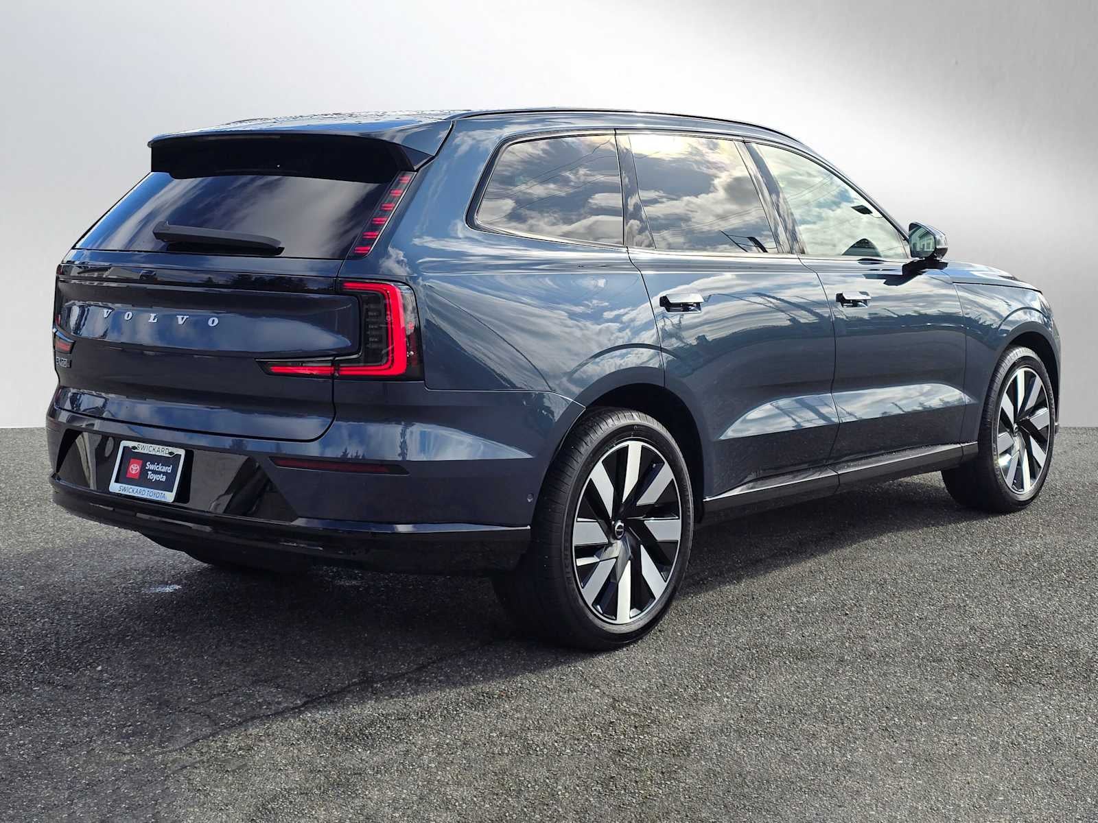 2025 Volvo EX90 Ultra