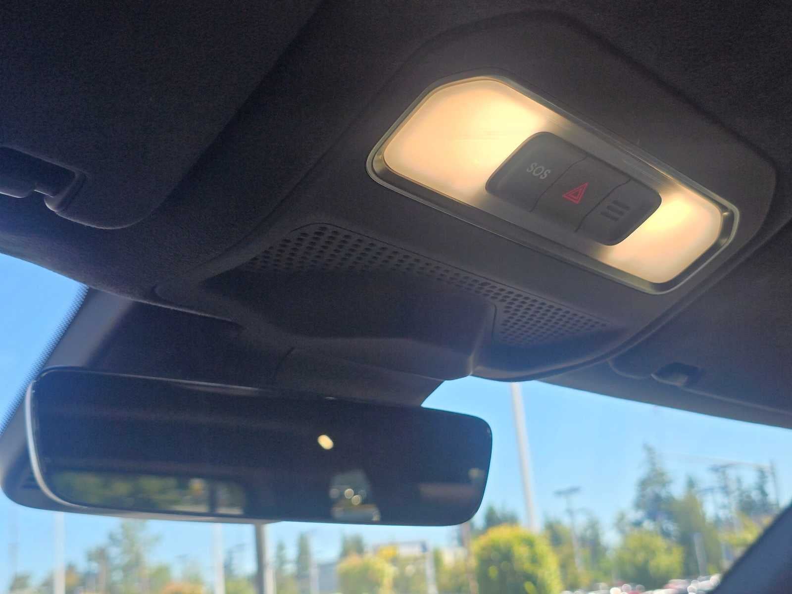 2024 Rivian R1S Adventure