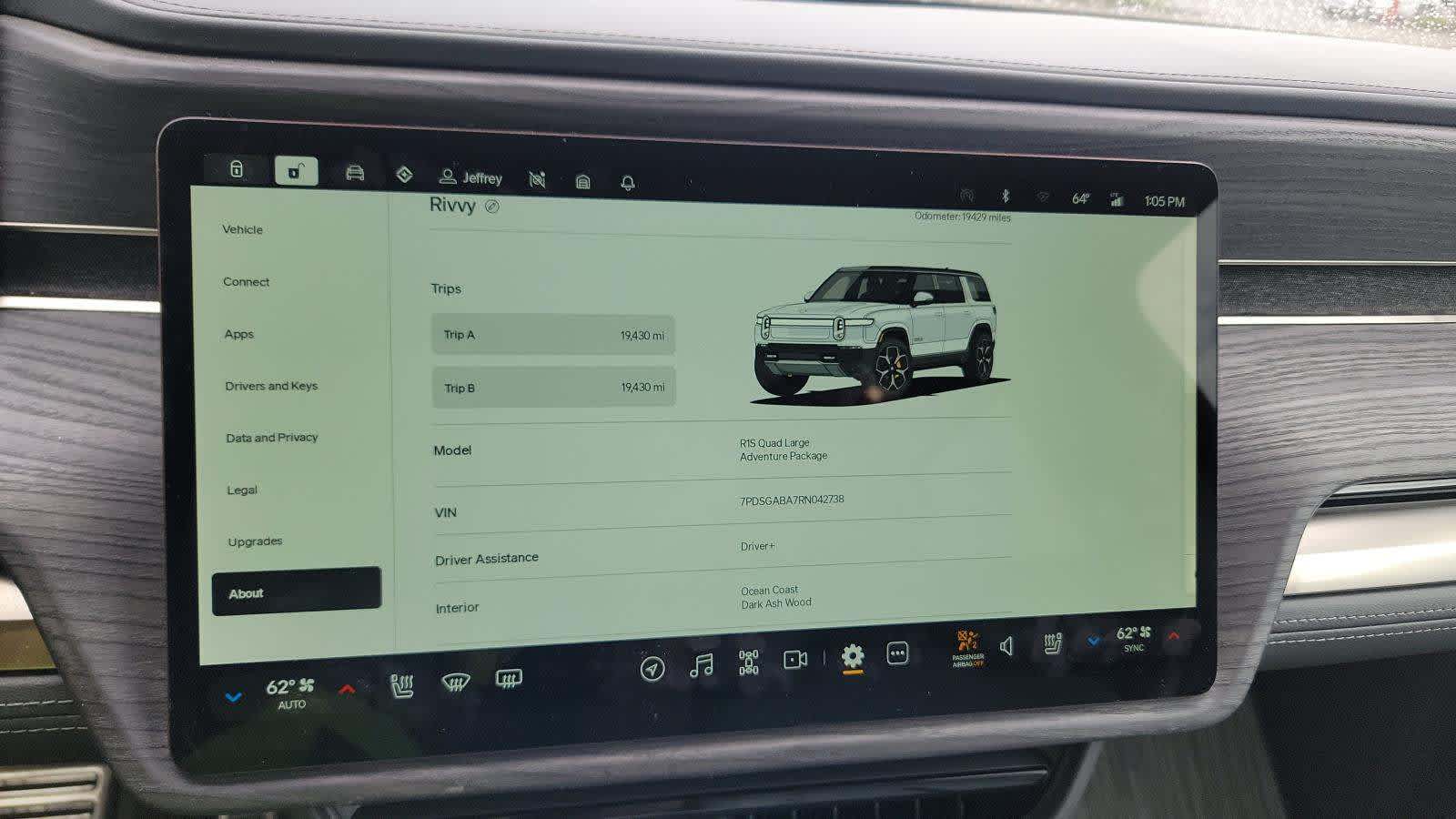 2024 Rivian R1S Adventure