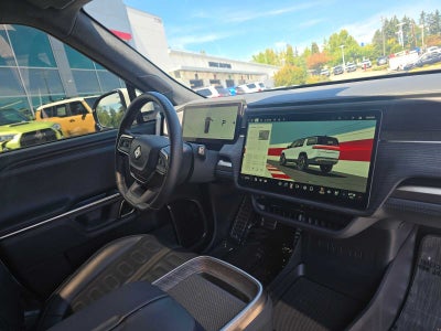 2024 Rivian R1S Adventure