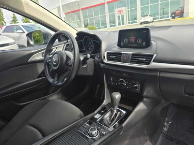 2017 Mazda Mazda3 5-Door Sport