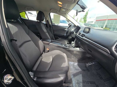 2017 Mazda Mazda3 5-Door Sport