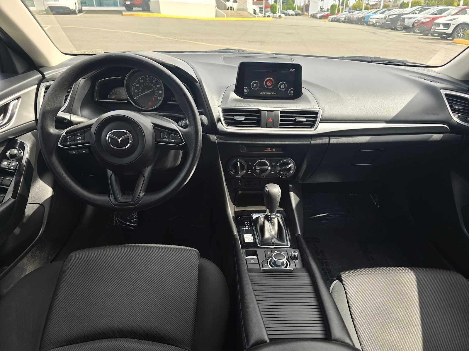 2017 Mazda Mazda3 5-Door Sport