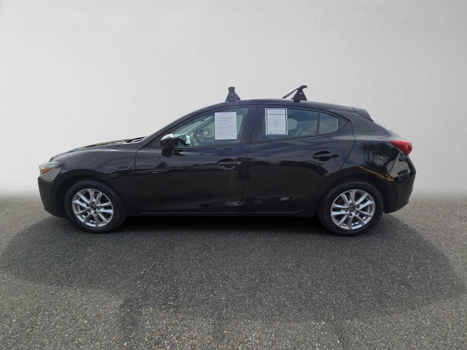 2017 Mazda Mazda3 5-Door Sport