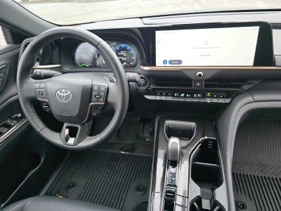 2025 Toyota Crown Signia XLE