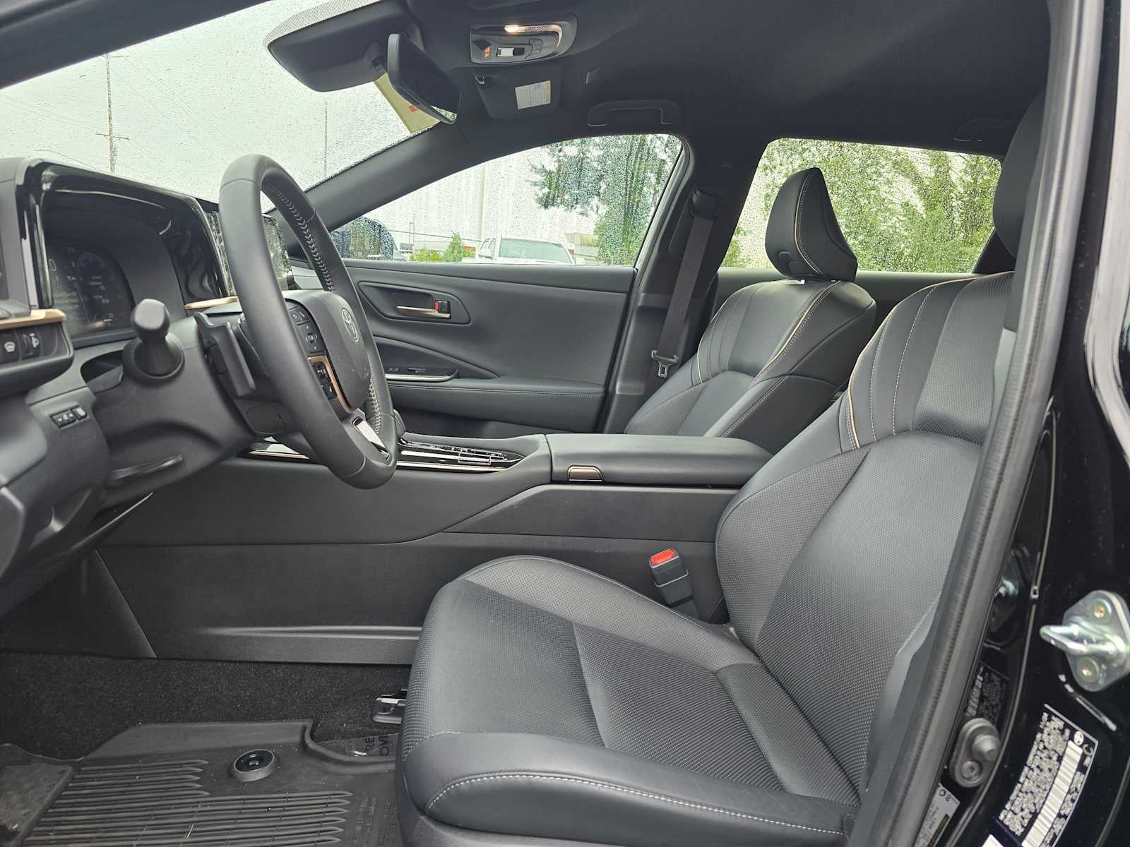 2025 Toyota Crown Signia XLE