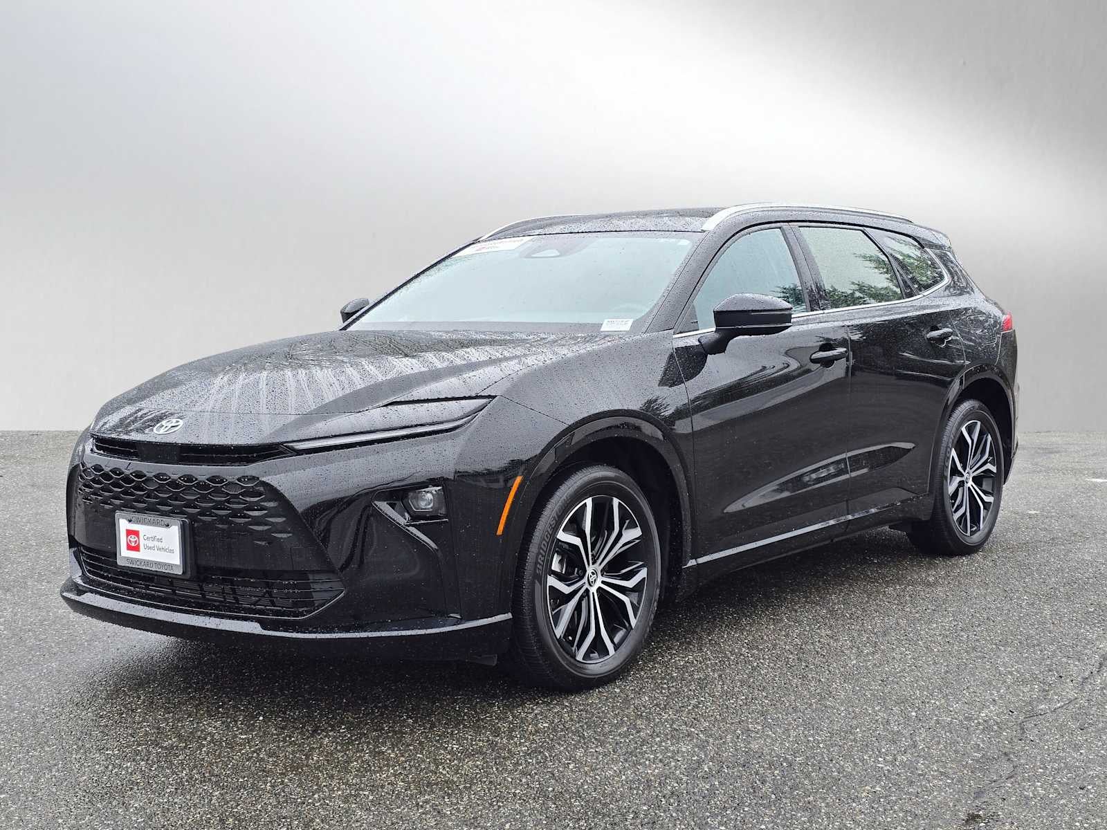 2025 Toyota Crown Signia XLE