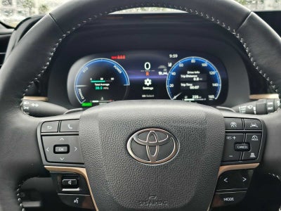 2025 Toyota Crown Signia XLE