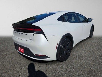 2025 Toyota Prius LE