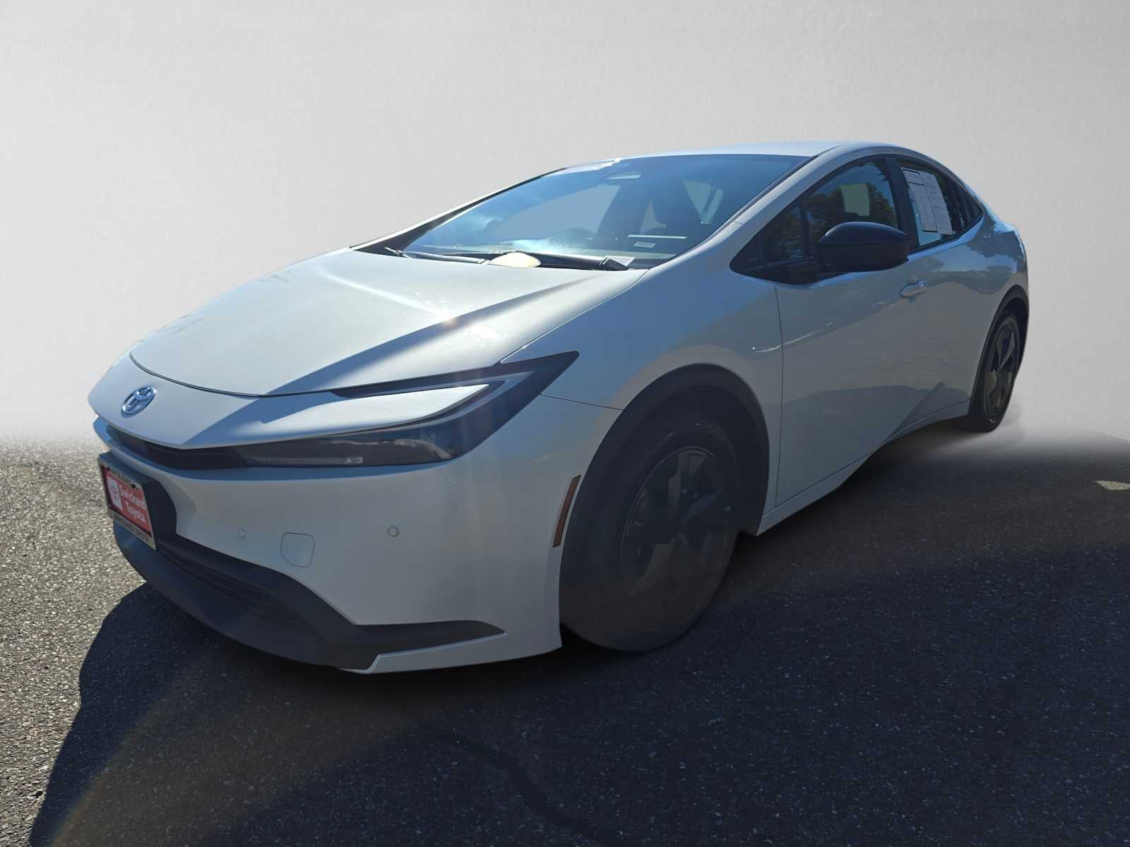 2025 Toyota Prius LE