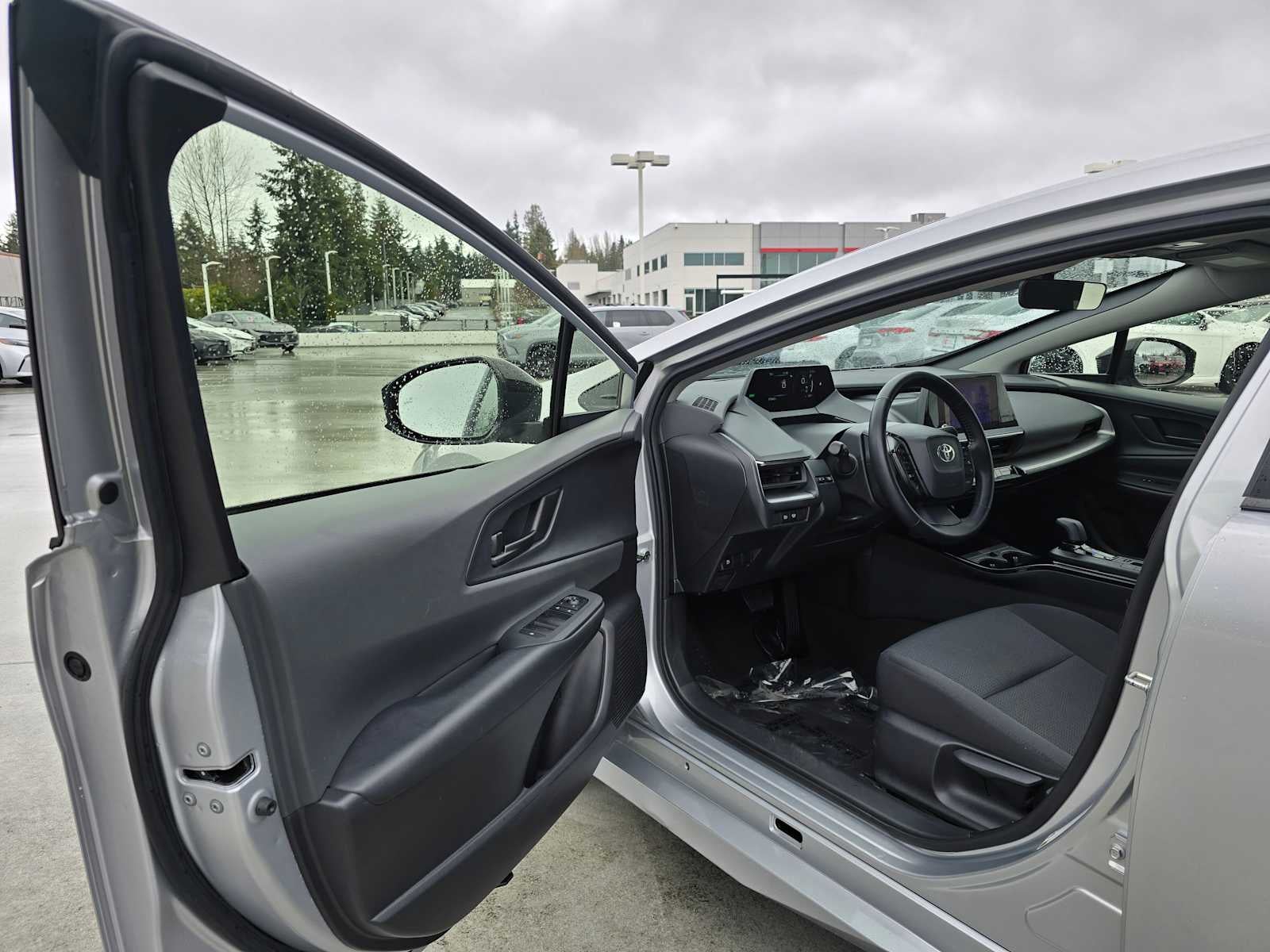 2024 Toyota Prius LE