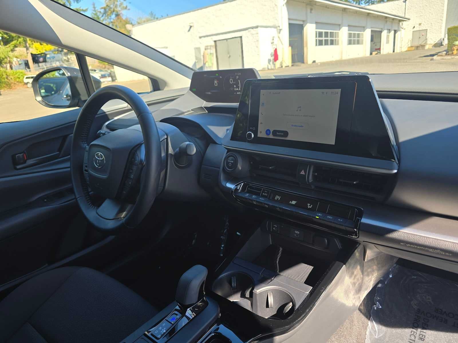 2025 Toyota Prius LE