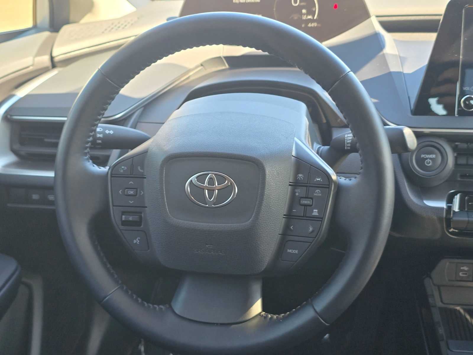 2025 Toyota Prius LE