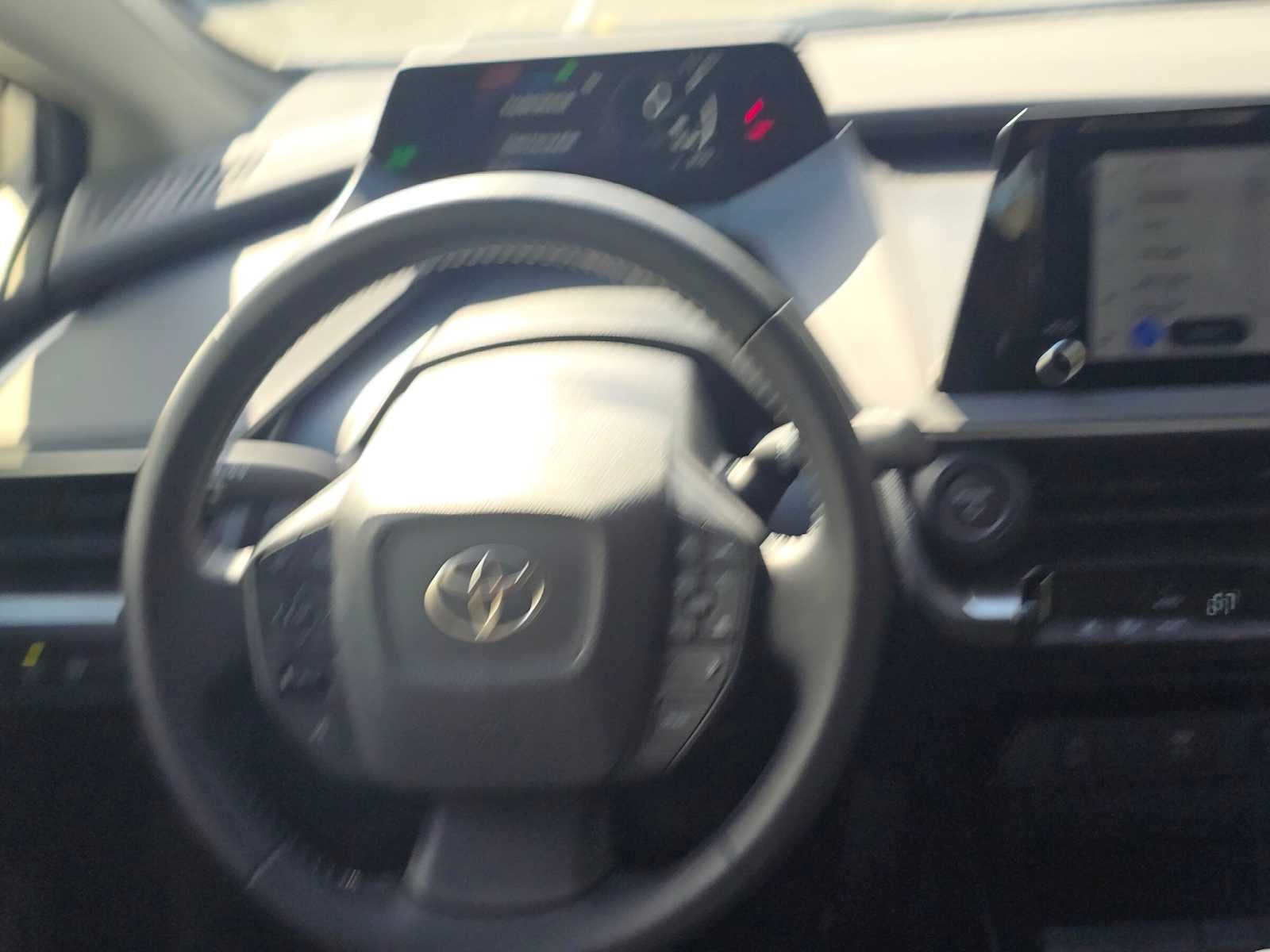 2025 Toyota Prius LE