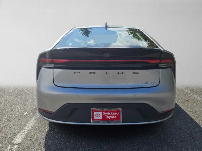 2025 Toyota Prius LE