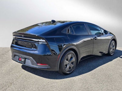 2026 Toyota Prius Plug-In Hybrid SE