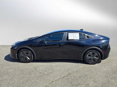 2026 Toyota Prius Plug-In Hybrid SE