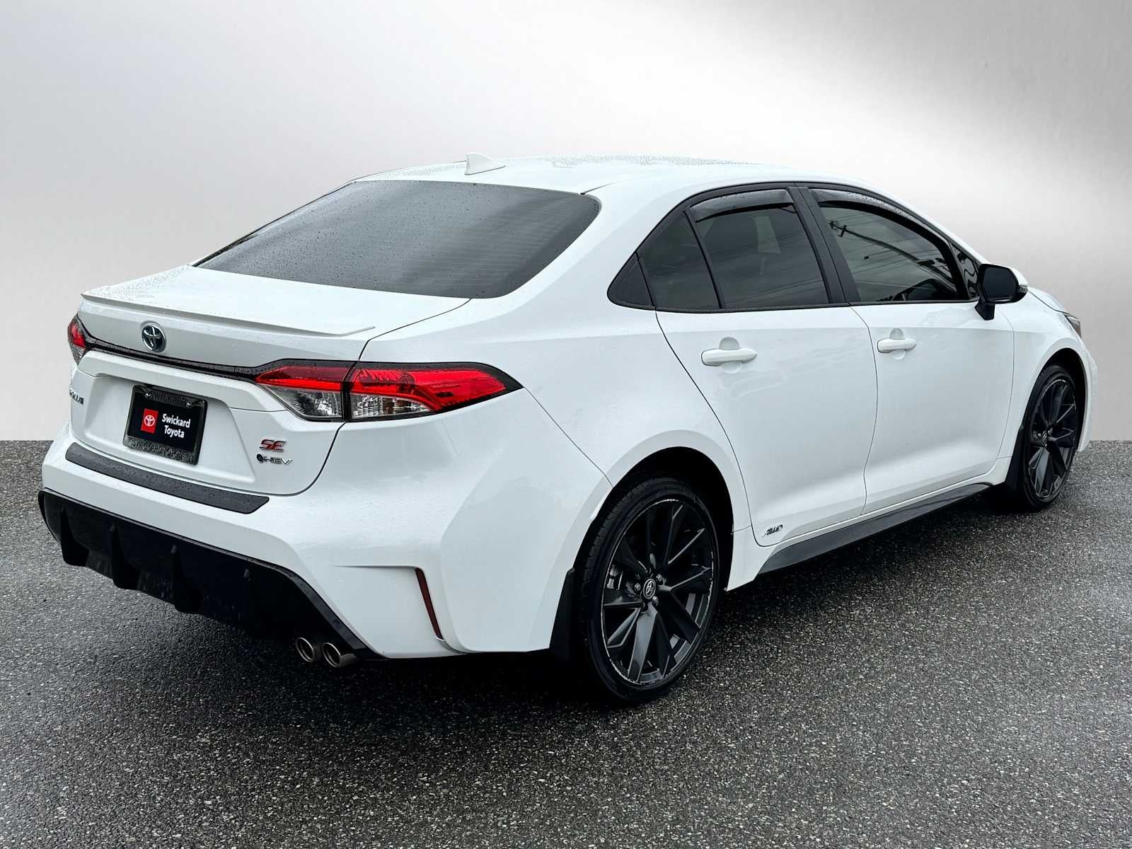 2025 Toyota Corolla Hybrid SE