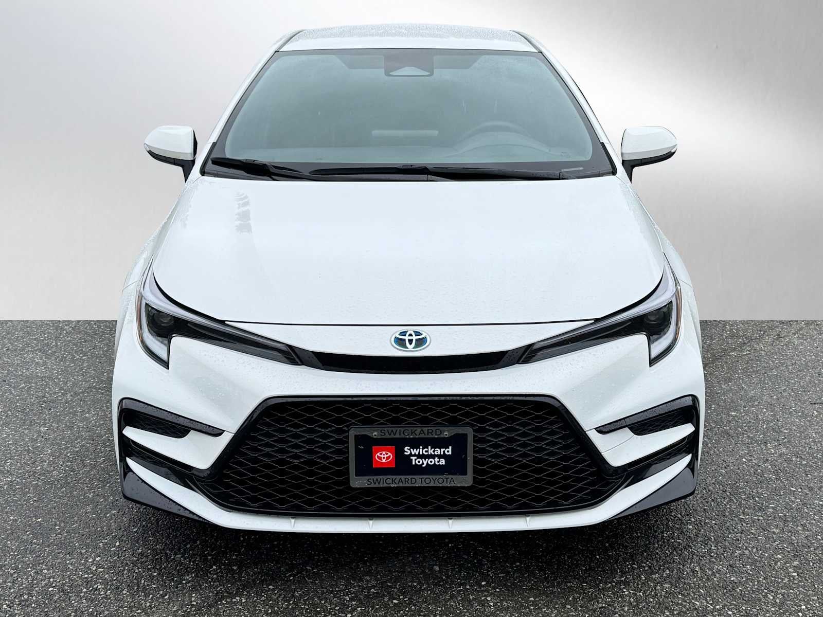 2025 Toyota Corolla Hybrid SE