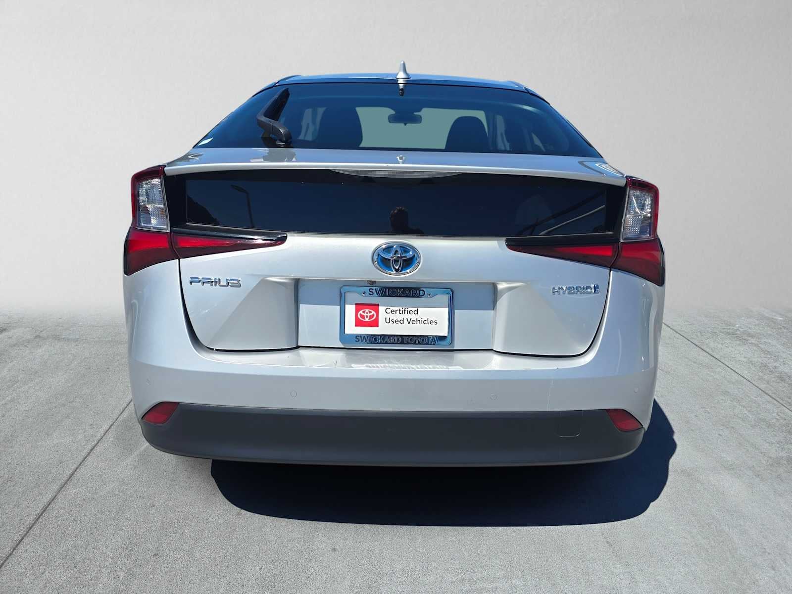 2021 Toyota Prius LE