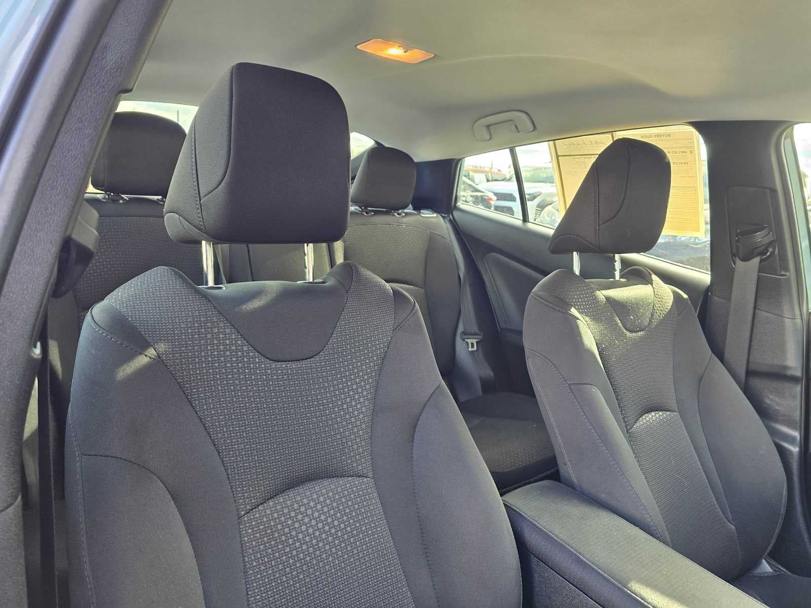 2022 Toyota Prius LE